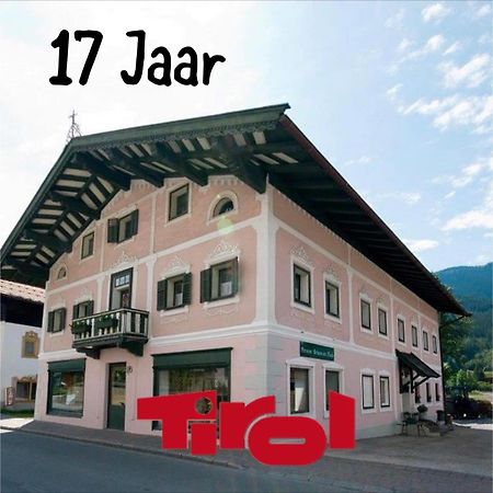 Pension Brixen Im Thale Exterior foto